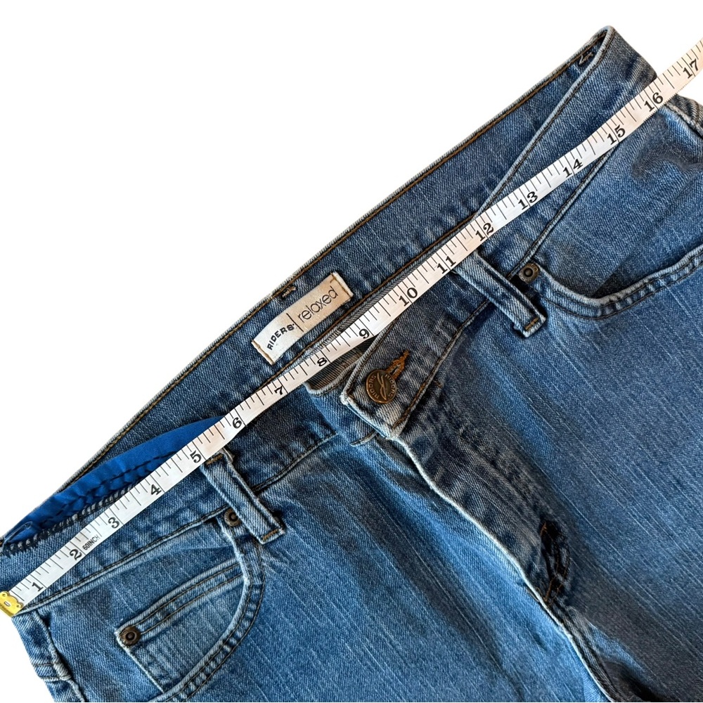 Riders Relaxed - Picture 2 of 6